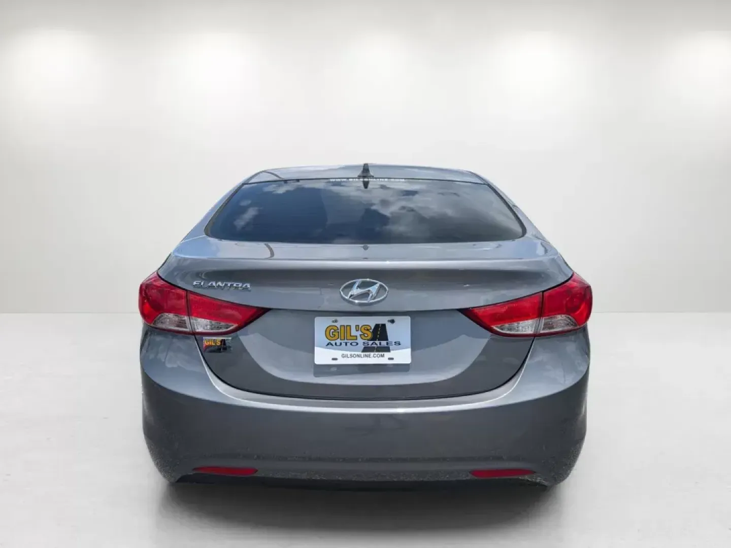 2013 /Gray Hyundai Elantra GLS (5NPDH4AE2DH) with an Gas I4 1.8L/110 engine, 6-Speed Automatic w/Manual Shift transmission, located at 521 Old Farm Lane Rd, Prattville, AL, 36066, (334) 325-1505, 32.482460, -86.416367 - 2013 Hyundai Elantra GLS - Photo#5