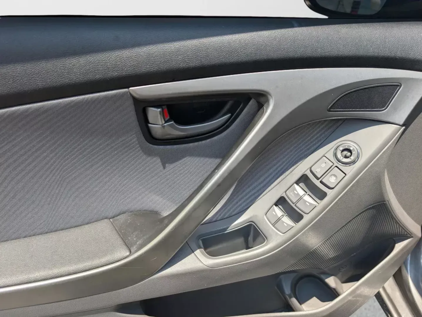2013 /Gray Hyundai Elantra GLS (5NPDH4AE2DH) with an Gas I4 1.8L/110 engine, 6-Speed Automatic w/Manual Shift transmission, located at 521 Old Farm Lane Rd, Prattville, AL, 36066, (334) 325-1505, 32.482460, -86.416367 - 2013 Hyundai Elantra GLS - Photo#15