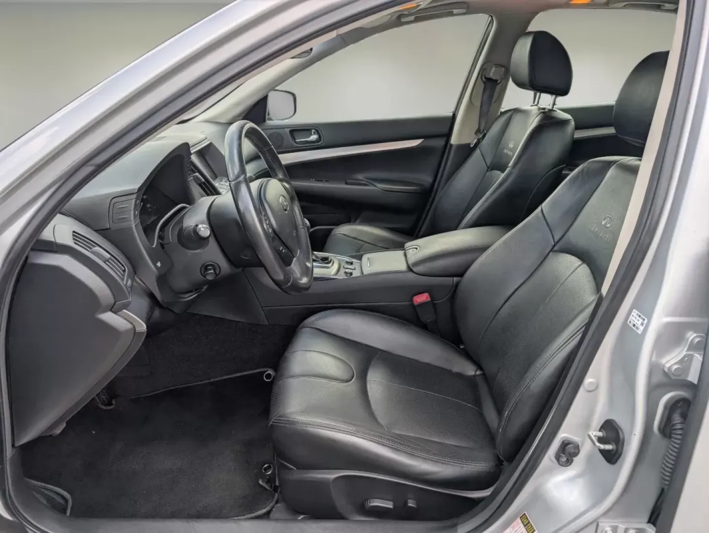 2013 /Graphite Infiniti G37 Sedan x (JN1CV6AR2DM) with an Other engine, located at 804 22nd Ave, Phenix City, AL, 36870, (334) 297-1860, 32.484749, -85.024475 - ### Experience Luxury and Reliability with the 2013 Infiniti G37 Sedan at Gils Auto - Your Trusted Buy Here Pay Here Dealership in Phenix City, AL!<br /> <br /> Are you searching for the perfect vehicle that combines luxury, comfort, and reliability? Look no further than the stunning 2013 Infiniti G - Photo#9