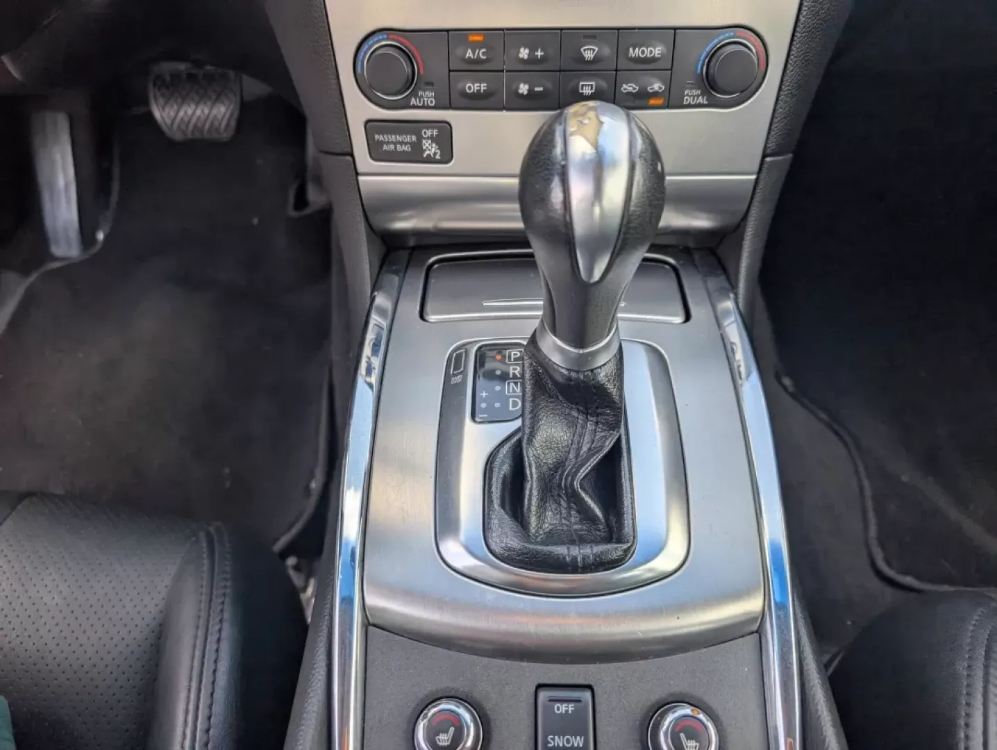 2013 /Graphite Infiniti G37 Sedan x (JN1CV6AR2DM) with an Other engine, located at 804 22nd Ave, Phenix City, AL, 36870, (334) 297-1860, 32.484749, -85.024475 - ### Experience Luxury and Reliability with the 2013 Infiniti G37 Sedan at Gils Auto - Your Trusted Buy Here Pay Here Dealership in Phenix City, AL!<br /> <br /> Are you searching for the perfect vehicle that combines luxury, comfort, and reliability? Look no further than the stunning 2013 Infiniti G - Photo#14