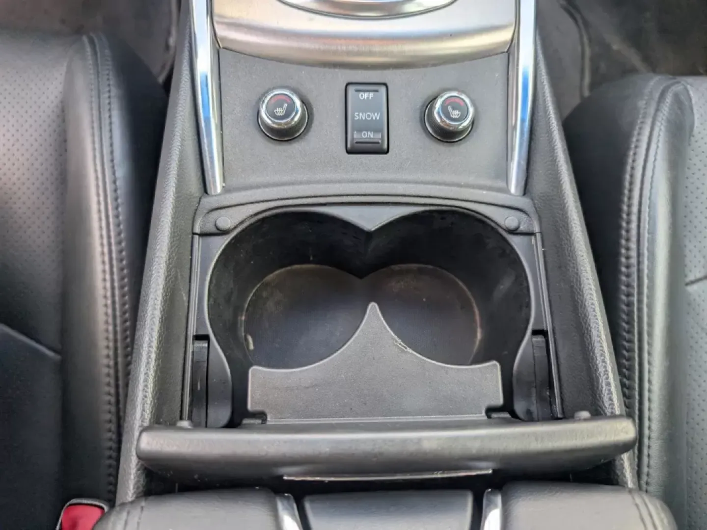 2013 /Graphite Infiniti G37 Sedan x (JN1CV6AR2DM) with an Other engine, located at 804 22nd Ave, Phenix City, AL, 36870, (334) 297-1860, 32.484749, -85.024475 - ### Experience Luxury and Reliability with the 2013 Infiniti G37 Sedan at Gils Auto - Your Trusted Buy Here Pay Here Dealership in Phenix City, AL!<br /> <br /> Are you searching for the perfect vehicle that combines luxury, comfort, and reliability? Look no further than the stunning 2013 Infiniti G - Photo#15