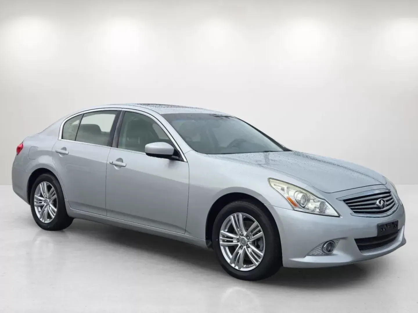 2013 /Graphite Infiniti G37 Sedan x (JN1CV6AR5DM) with an Other engine, located at 5115 14th Ave., Columbus, GA, 31904, (706) 323-0345, 32.511494, -84.971046 - **Elevate Your Daily Drive with the 2013 Infiniti G37 Sedan from Gils Auto - Phenix City!**<br /> <br /> Imagine cruising through the picturesque streets of Phenix City, AL, in a refined sedan that combines luxury with performance. Whether you're commuting to work, running errands around town, or em - Photo#3