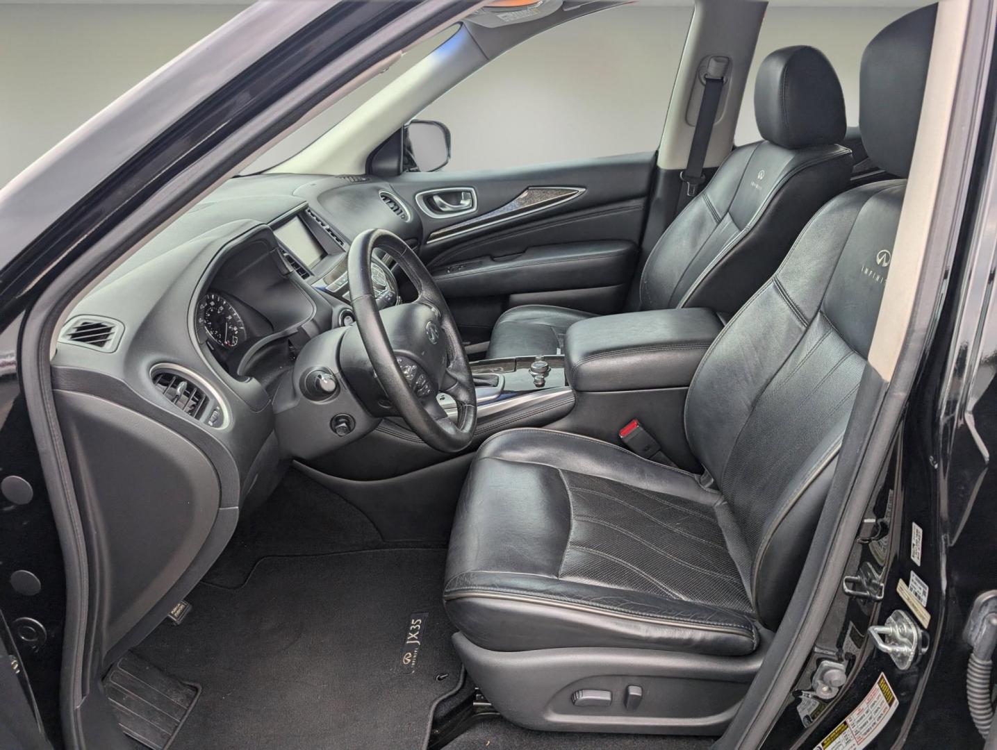 2013 /Graphite Infiniti JX35 (5N1AL0MN9DC) with an Gas V6 3.5L/213 engine, 1-Speed Continuously variable ratio transmission, located at 3959 U.S. 80 W, Phenix City, AL, 36870, (334) 297-4885, 32.469296, -85.135185 - 2013 Infiniti JX35 - Photo#9