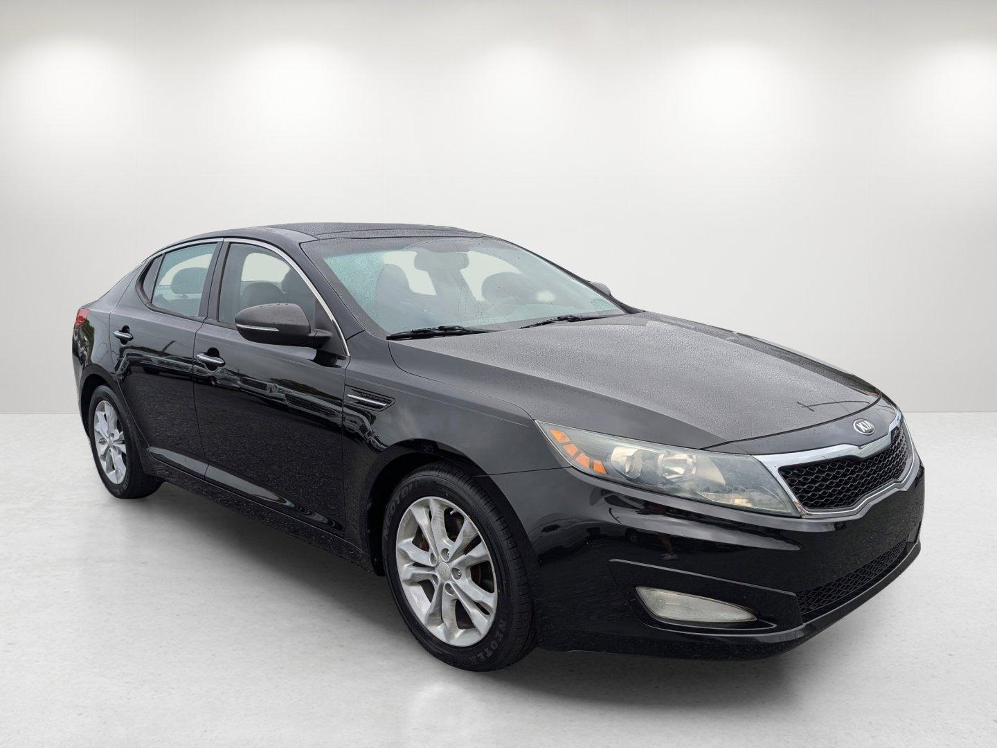 2013 /Gray Kia Optima EX (5XXGN4A71DG) with an Gas I4 2.4L/144 engine, 6-Speed Automatic w/manual shift transmission, located at 804 22nd Ave, Phenix City, AL, 36870, (334) 297-1860, 32.484749, -85.024475 - 2013 Kia Optima EX - Photo#2