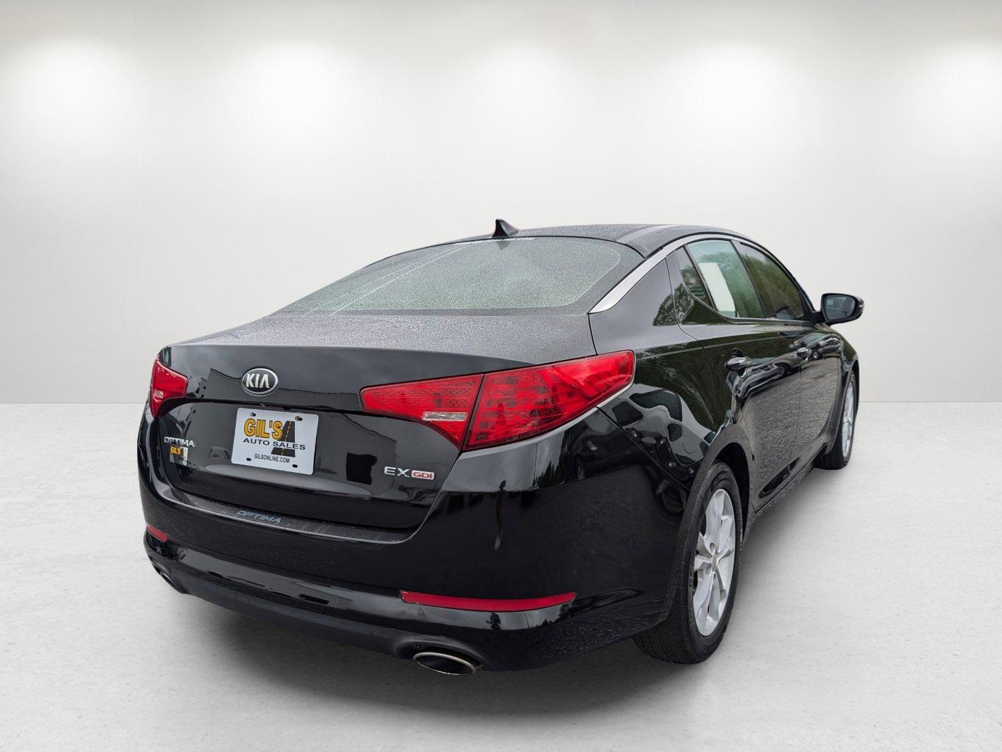 2013 /Gray Kia Optima EX (5XXGN4A71DG) with an Gas I4 2.4L/144 engine, 6-Speed Automatic w/manual shift transmission, located at 804 22nd Ave, Phenix City, AL, 36870, (334) 297-1860, 32.484749, -85.024475 - 2013 Kia Optima EX - Photo#4