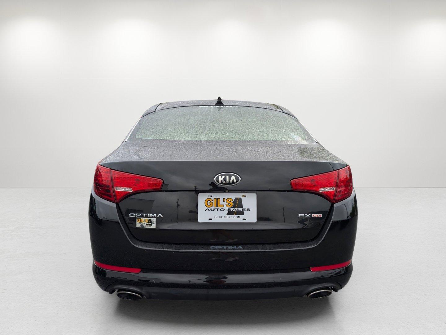 2013 /Gray Kia Optima EX (5XXGN4A71DG) with an Gas I4 2.4L/144 engine, 6-Speed Automatic w/manual shift transmission, located at 804 22nd Ave, Phenix City, AL, 36870, (334) 297-1860, 32.484749, -85.024475 - 2013 Kia Optima EX - Photo#5