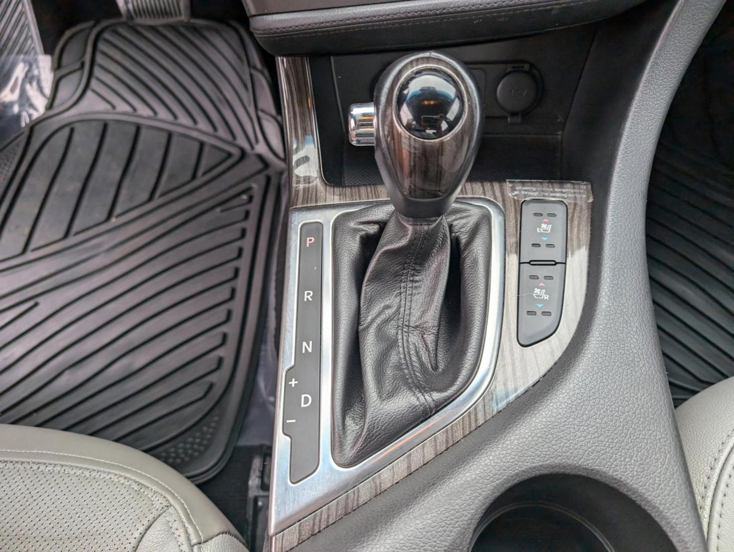 2013 /Gray Kia Optima EX (5XXGN4A71DG) with an Gas I4 2.4L/144 engine, 6-Speed Automatic w/manual shift transmission, located at 804 22nd Ave, Phenix City, AL, 36870, (334) 297-1860, 32.484749, -85.024475 - 2013 Kia Optima EX - Photo#13