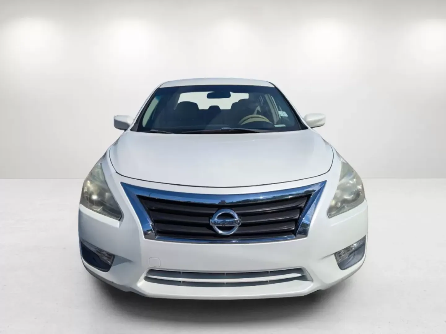 2013 /Beige Nissan Altima 2.5 S (1N4AL3APXDN) with an Other engine, located at 3959 U.S. 80 W, Phenix City, AL, 36870, (334) 297-4885, 32.469296, -85.135185 - Are you ready to elevate your driving experience? Whether you're commuting to work, running errands, or planning weekend getaways, the 2013 Nissan Altima 2.5 S is the perfect companion for your lifestyle. This sedan seamlessly combines comfort, fuel efficiency, and modern technology, making it an id - Photo#1