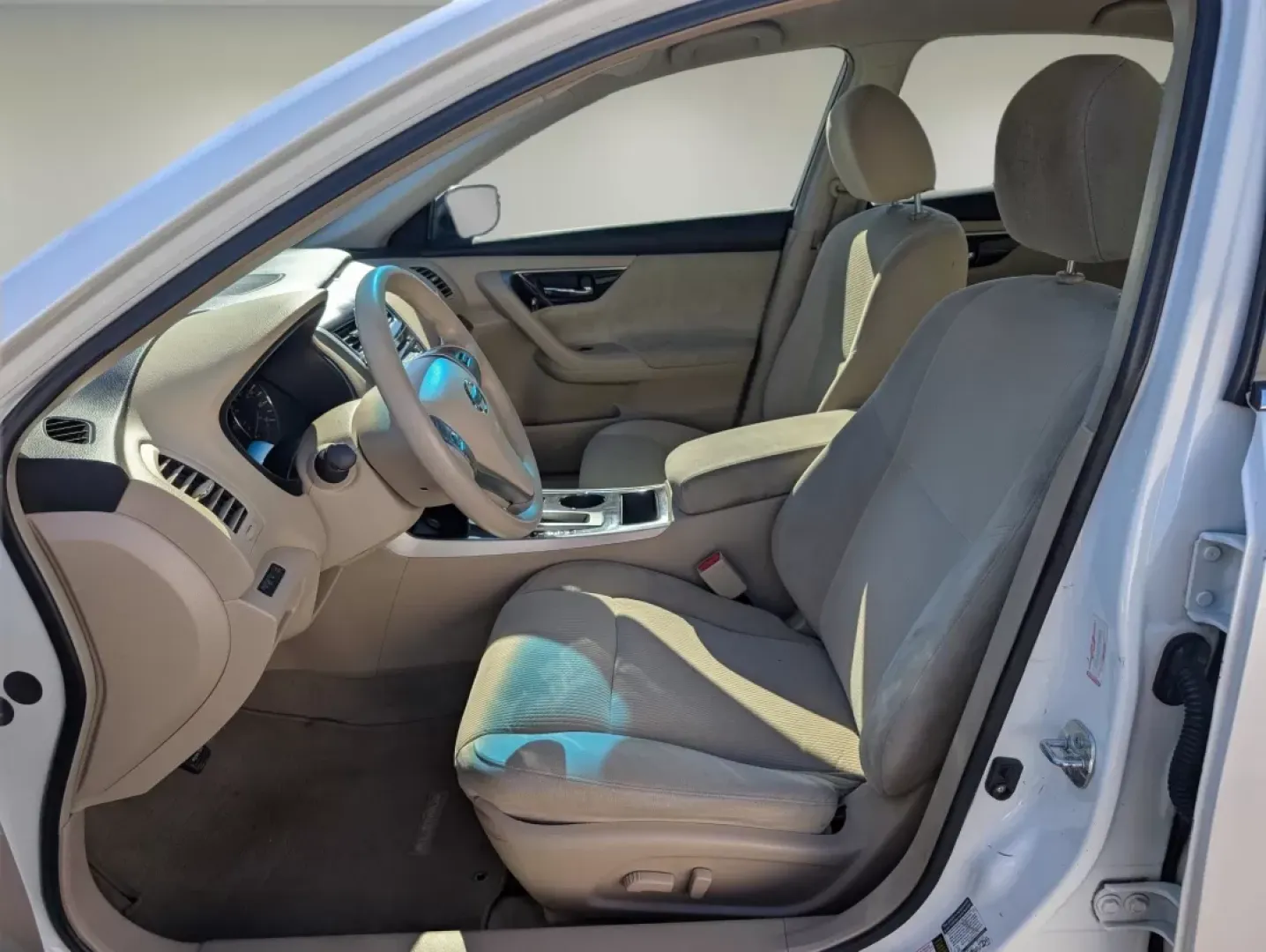 2013 /Beige Nissan Altima 2.5 S (1N4AL3AP9DC) with an Other engine, located at 7000 Northlake Connector, Columbus, GA, 31904, (706) 987-8085, 32.524975, -84.978134 - **Hit the Road in Style with the 2013 Nissan Altima! Perfect for Commuters and Families Alike!**<br /> <br /> Are you in search of a reliable sedan that fits seamlessly into your busy lifestyle? Look no further! The 2013 Nissan Altima 2.5 S, available now at Gils Auto in Phenix City, AL, is the perf - Photo#9