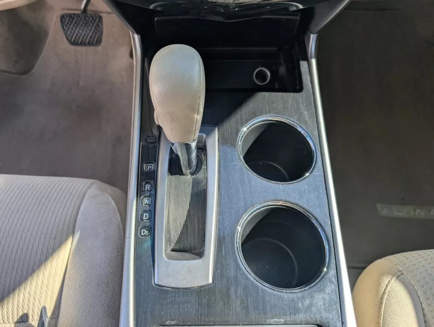 2013 /Beige Nissan Altima 2.5 S (1N4AL3AP9DC) with an Other engine, located at 7000 Northlake Connector, Columbus, GA, 31904, (706) 987-8085, 32.524975, -84.978134 - **Hit the Road in Style with the 2013 Nissan Altima! Perfect for Commuters and Families Alike!**<br /> <br /> Are you in search of a reliable sedan that fits seamlessly into your busy lifestyle? Look no further! The 2013 Nissan Altima 2.5 S, available now at Gils Auto in Phenix City, AL, is the perf - Photo#12