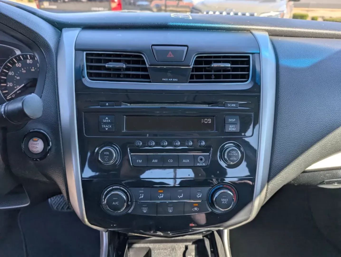 2013 /Charcoal Nissan Altima 2.5 S (1N4AL3AP0DC) with an Other engine, located at 5115 14th Ave., Columbus, GA, 31904, (706) 323-0345, 32.511494, -84.971046 - **Experience the Freedom of the Open Road with the 2013 Nissan Altima Perfect for Families and Commuters Alike!**<br /> <br /> Are you searching for a reliable, stylish, and affordable vehicle that can handle everything from daily commutes to weekend getaways? Look no further than this stunning 201 - Photo#13