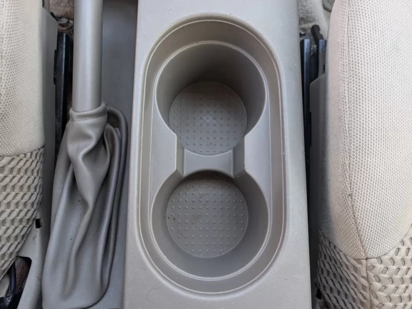 2013 /Beige Nissan Frontier SV (1N6AD0CU1DN) with an Other engine, located at 3959 U.S. 80 W, Phenix City, AL, 36870, (334) 297-4885, 32.469296, -85.135185 - **Elevate Your Weekend Adventures with the 2013 Nissan Frontier SV at Gils Auto!**<br /> <br /> Are you ready to tackle your weekend getaways or everyday errands with confidence and style? The 2013 Nissan Frontier SV Extended Cab Pickup, available now at Gils Auto in Phenix City, AL, is the perfect - Photo#14