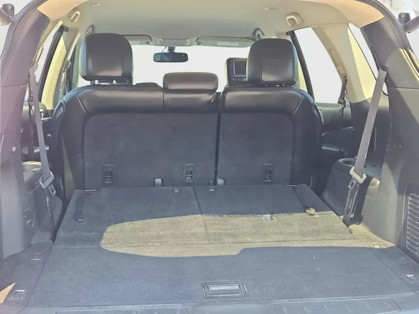 2013 /Charcoal Nissan Pathfinder SL (5N1AR2MN7DC) with an Other engine, located at 5115 14th Ave., Columbus, GA, 31904, (706) 323-0345, 32.511494, -84.971046 - **Discover Adventure with the 2013 Nissan Pathfinder SL at Gils Auto - Columbus!**<br /> <br /> Are you ready to elevate your family adventures or weekend getaways? Look no further than the 2013 Nissan Pathfinder SL, an SUV that perfectly marries comfort, technology, and versatility. With ample spac - Photo#6
