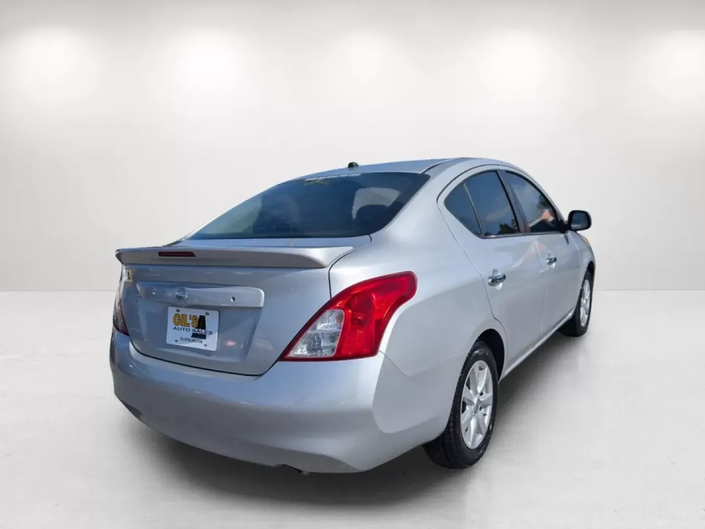 2013 /Charcoal Nissan Versa SL (3N1CN7AP0DL) with an Other engine, located at 804 22nd Ave, Phenix City, AL, 36870, (334) 297-1860, 32.484749, -85.024475 - **Experience the Perfect Balance of Reliability and Comfort with the 2013 Nissan Versa SL!**<br /> <br /> Are you in the market for a reliable and fuel-efficient vehicle that fits perfectly into your everyday lifestyle? Look no further than this 2013 Nissan Versa SL, available now at Gils Auto in Ph - Photo#4