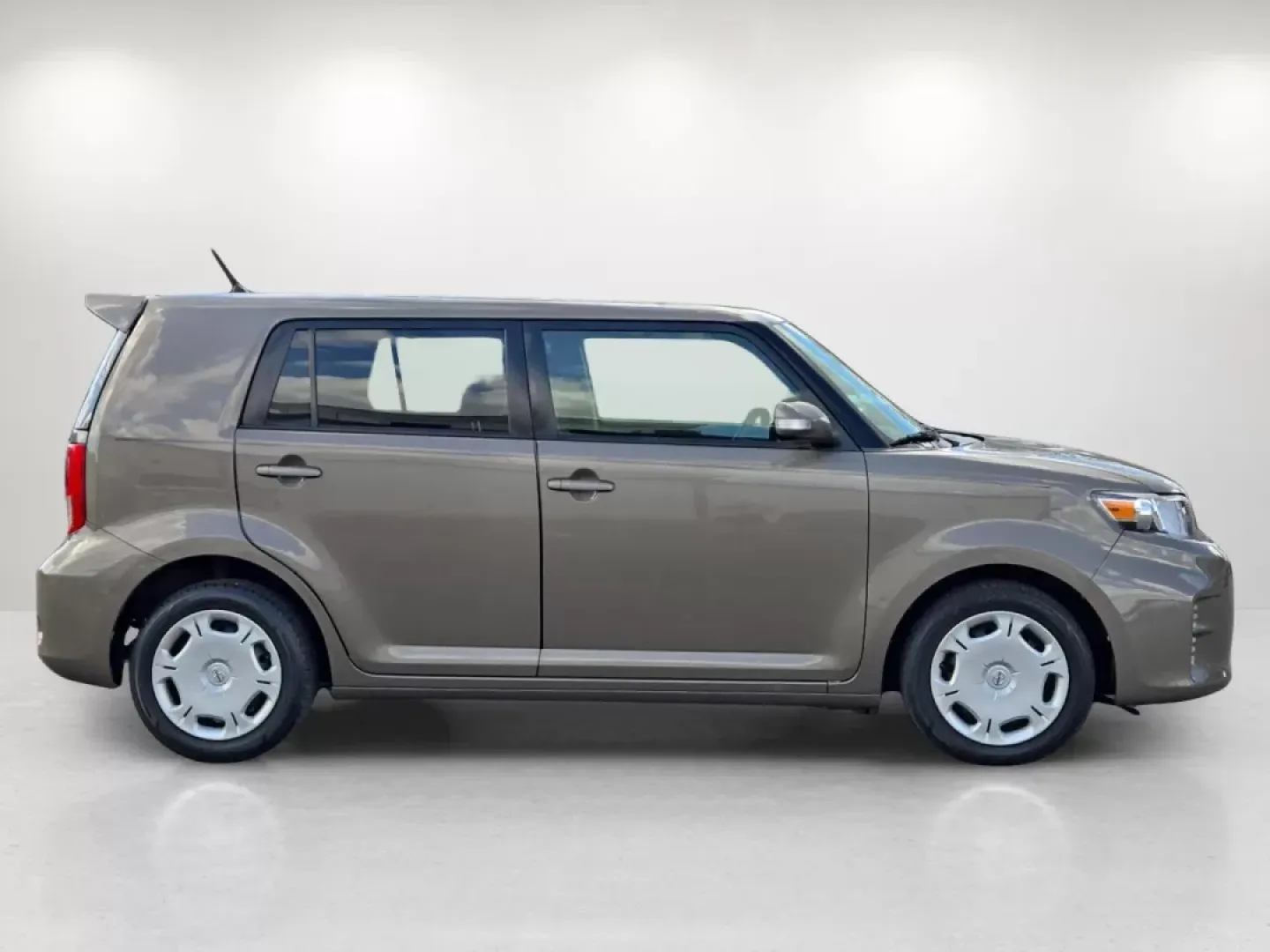 2013 Scion xB (JTLZE4FE0DJ) with an Other engine, located at 521 Old Farm Lane Rd, Prattville, AL, 36066, (334) 325-1505, 32.482460, -86.416367 - Discover the perfect blend of practicality and style with the 2013 Scion xB, available now at Gils Auto in Prattville, AL. Whether you're a growing family seeking a reliable daily driver or a budget-conscious buyer hoping to navigate the roads with confidence, this station wagon is designed for you. - Photo#3