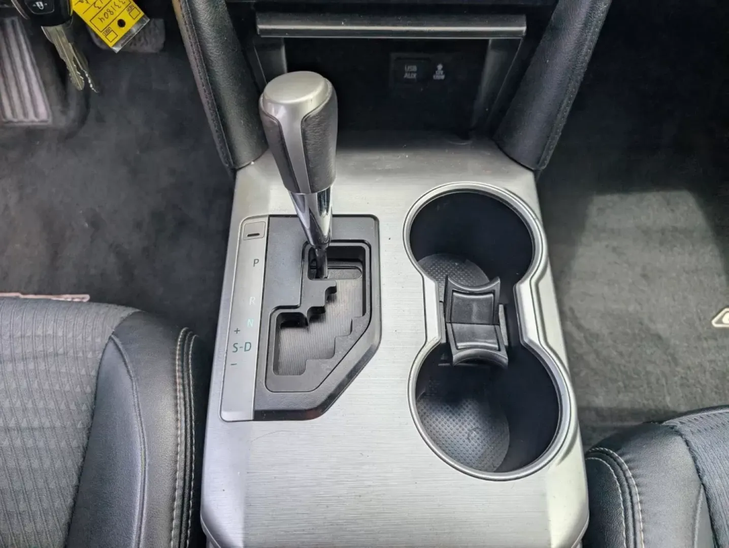 2013 Toyota Camry SE (4T1BF1FK5DU) with an Other engine, located at 1430 Gateway Drive, Opelika, AL, 36801, (334) 239-0944, 32.637871, -85.409790 - Are you ready to upgrade your daily drive with a reliable sedan that combines style and efficiency? Look no further than this stunning 2013 Toyota Camry SE, available now at Gils Auto in Phenix City, AL! Whether you're commuting through the bustling streets of downtown or running errands around the - Photo#12