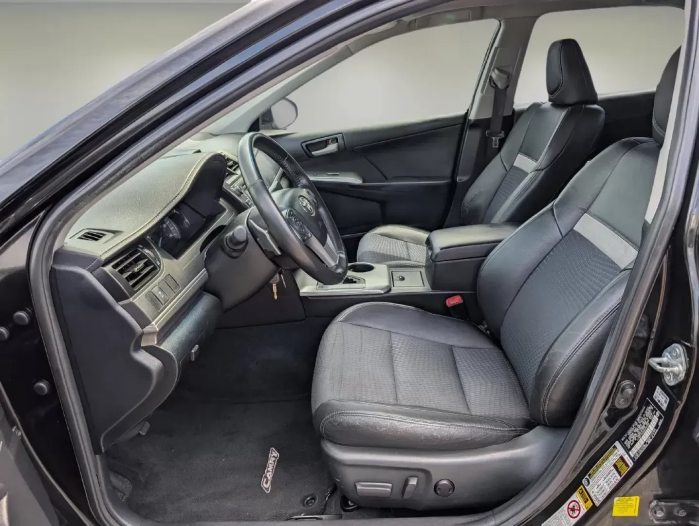 2013 Toyota Camry SE (4T1BF1FK5DU) with an Other engine, located at 1430 Gateway Drive, Opelika, AL, 36801, (334) 239-0944, 32.637871, -85.409790 - Are you ready to upgrade your daily drive with a reliable sedan that combines style and efficiency? Look no further than this stunning 2013 Toyota Camry SE, available now at Gils Auto in Phenix City, AL! Whether you're commuting through the bustling streets of downtown or running errands around the - Photo#15