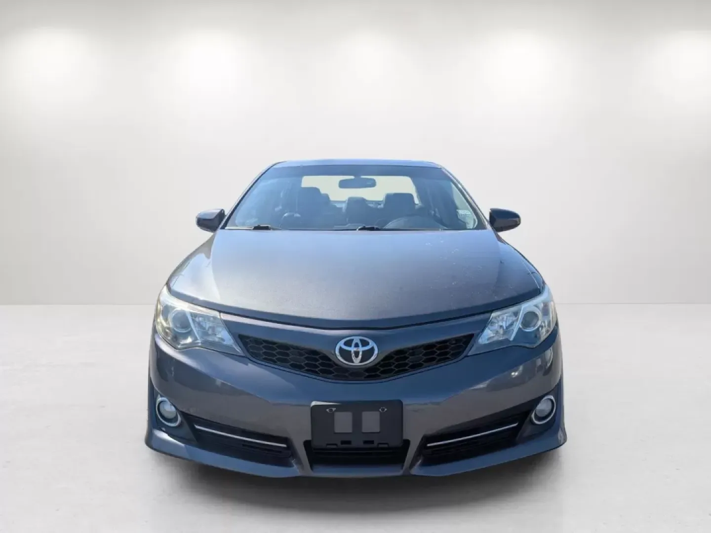 2013 Toyota Camry SE (4T1BF1FK2DU) with an Other engine, located at 521 Old Farm Lane Rd, Prattville, AL, 36066, (334) 325-1505, 32.482460, -86.416367 - Are you a budget-conscious buyer looking for a reliable vehicle that fits seamlessly into your daily life? Look no further than this 2013 Toyota Camry, available now at Gils Auto in Phenix City, AL. Perfect for those long commutes or weekend adventures, this sedan offers a blend of comfort, safety, - Photo#1