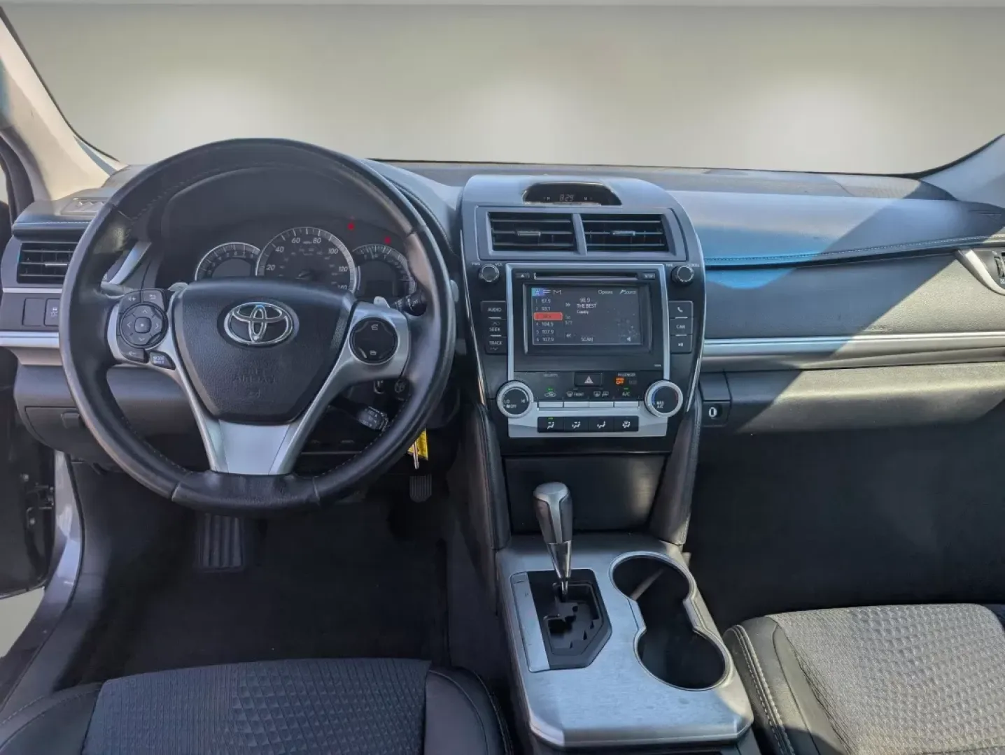 2013 Toyota Camry SE (4T1BF1FK2DU) with an Other engine, located at 521 Old Farm Lane Rd, Prattville, AL, 36066, (334) 325-1505, 32.482460, -86.416367 - Are you a budget-conscious buyer looking for a reliable vehicle that fits seamlessly into your daily life? Look no further than this 2013 Toyota Camry, available now at Gils Auto in Phenix City, AL. Perfect for those long commutes or weekend adventures, this sedan offers a blend of comfort, safety, - Photo#11