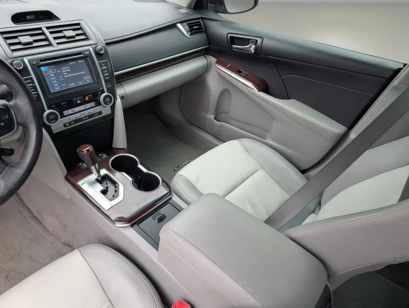 2013 Toyota Camry XLE (4T1BF1FK8DU) with an Other engine, located at 804 22nd Ave, Phenix City, AL, 36870, (334) 297-1860, 32.484749, -85.024475 - Discover a new level of convenience and reliability with the 2013 Toyota Camry, the perfect sedan for budget-conscious buyers and families seeking a dependable vehicle. At Gils Auto, located at 3959 U.S. 80 W, Phenix City, AL 36870, we specialize in providing quality vehicles with in-house financing - Photo#13