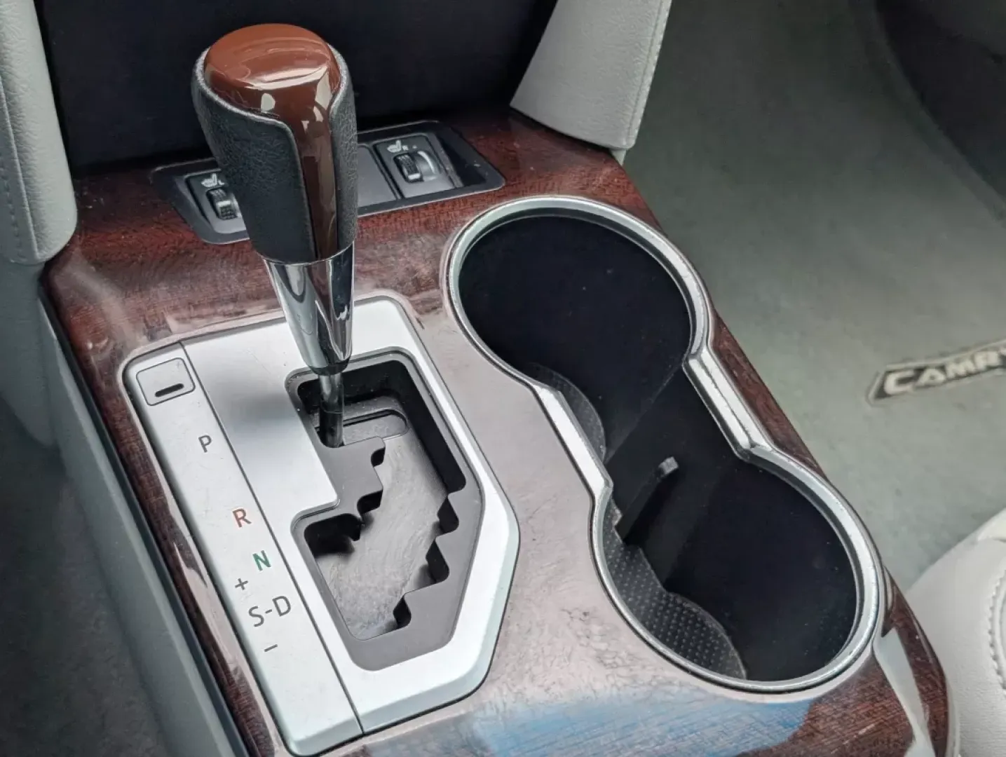 2013 Toyota Camry XLE (4T1BF1FK8DU) with an Other engine, located at 804 22nd Ave, Phenix City, AL, 36870, (334) 297-1860, 32.484749, -85.024475 - Discover a new level of convenience and reliability with the 2013 Toyota Camry, the perfect sedan for budget-conscious buyers and families seeking a dependable vehicle. At Gils Auto, located at 3959 U.S. 80 W, Phenix City, AL 36870, we specialize in providing quality vehicles with in-house financing - Photo#16