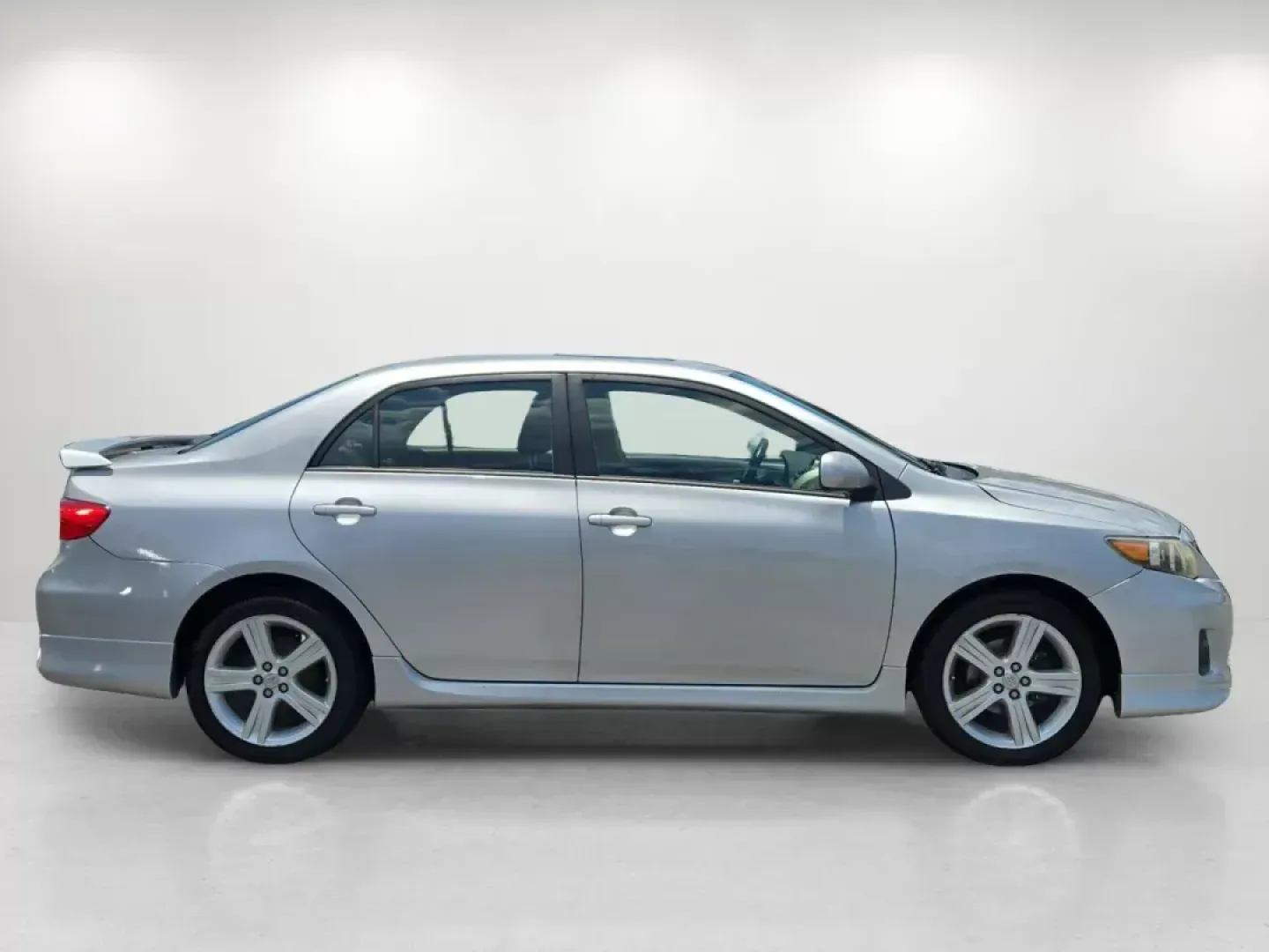 2013 Toyota Corolla S (2T1BU4EEXDC) with an Other engine, located at 3959 U.S. 80 W, Phenix City, AL, 36870, (334) 297-4885, 32.469296, -85.135185 - Are you ready to elevate your daily commute or embark on weekend adventures? Look no further than this reliable and stylish 2013 Toyota Corolla S, perfect for budget-conscious buyers who need a dependable vehicle without breaking the bank. Located at Gils Auto in Phenix City, AL, we specialize in bu - Photo#3