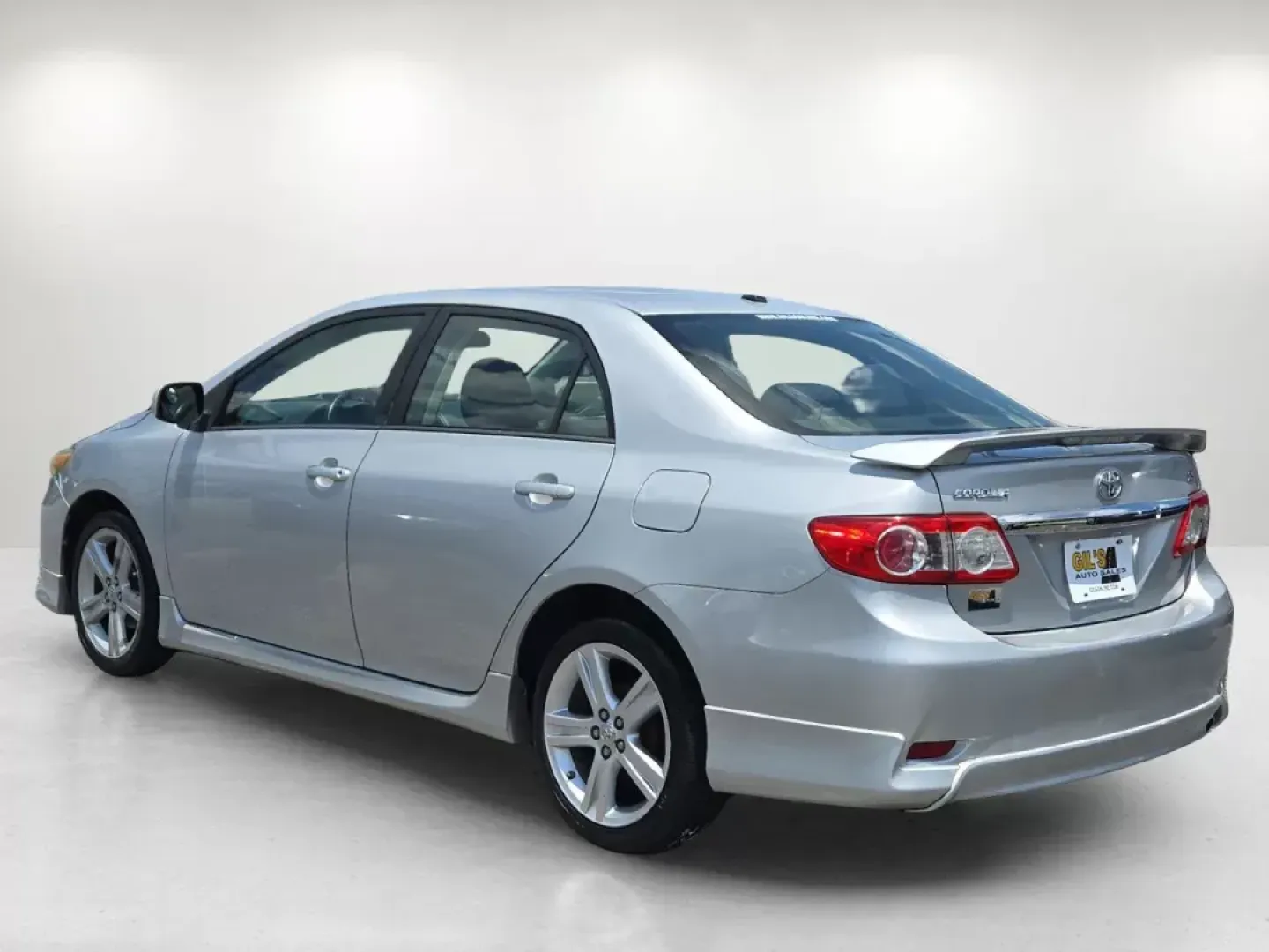 2013 Toyota Corolla S (2T1BU4EEXDC) with an Other engine, located at 3959 U.S. 80 W, Phenix City, AL, 36870, (334) 297-4885, 32.469296, -85.135185 - Are you ready to elevate your daily commute or embark on weekend adventures? Look no further than this reliable and stylish 2013 Toyota Corolla S, perfect for budget-conscious buyers who need a dependable vehicle without breaking the bank. Located at Gils Auto in Phenix City, AL, we specialize in bu - Photo#6