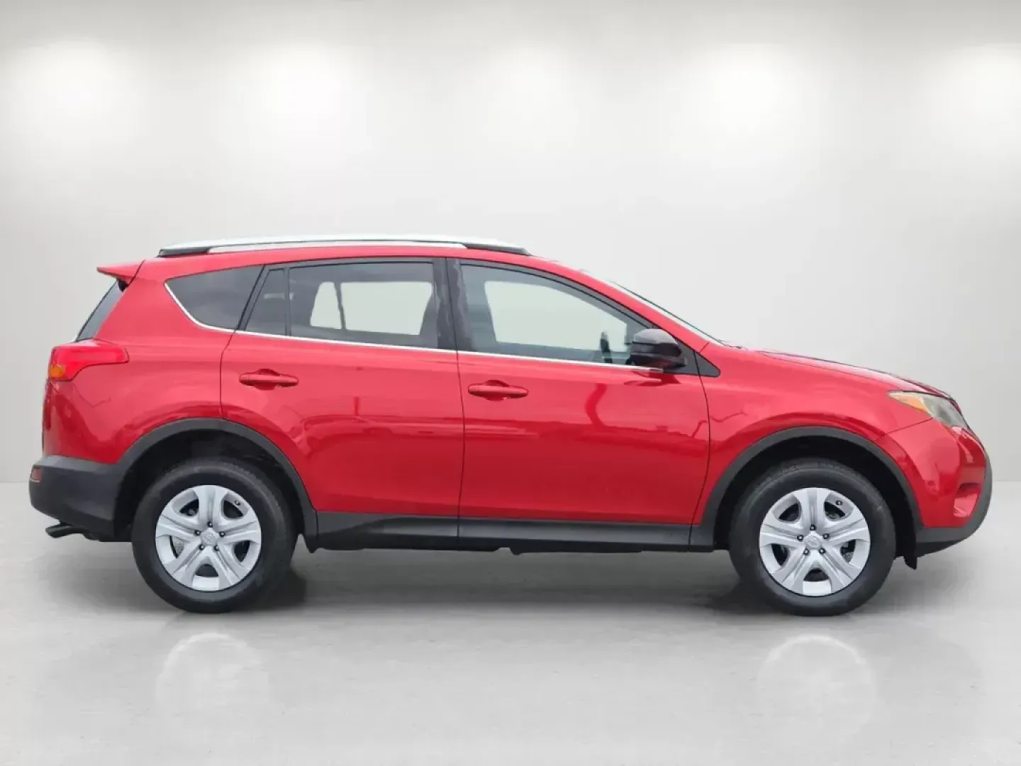 2013 Toyota RAV4 LE (2T3ZFREVXDW) with an Other engine, located at 1430 Gateway Drive, Opelika, AL, 36801, (334) 239-0944, 32.637871, -85.409790 - **Unleash Your Next Adventure with the 2013 Toyota RAV4 LE! Perfect for Families and Weekend Getaways!**<br /> <br /> Are you in search of a reliable and versatile SUV that can handle everything from family outings to spontaneous road trips? Look no further than the stunning 2013 Toyota RAV4 LE, ava - Photo#3