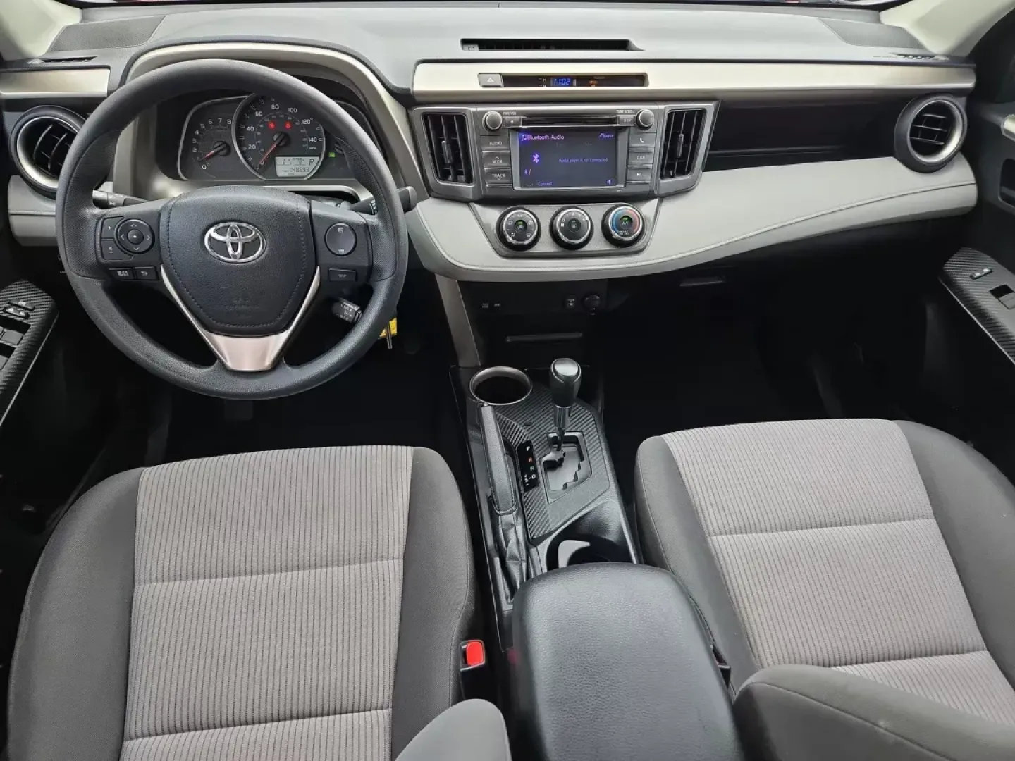 2013 Toyota RAV4 LE (2T3ZFREVXDW) with an Other engine, located at 1430 Gateway Drive, Opelika, AL, 36801, (334) 239-0944, 32.637871, -85.409790 - **Unleash Your Next Adventure with the 2013 Toyota RAV4 LE! Perfect for Families and Weekend Getaways!**<br /> <br /> Are you in search of a reliable and versatile SUV that can handle everything from family outings to spontaneous road trips? Look no further than the stunning 2013 Toyota RAV4 LE, ava - Photo#13