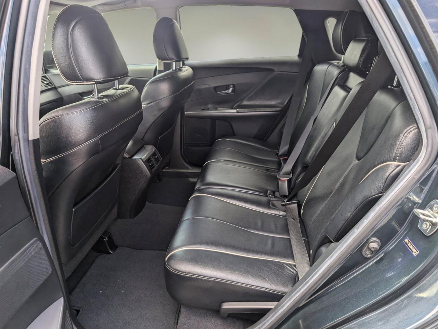 2013 Toyota Venza Limited (4T3BK3BB6DU) with an Gas V6 3.5L/211 engine, 6-Speed Automatic transmission, located at 3959 U.S. 80 W, Phenix City, AL, 36870, (334) 297-4885, 32.469296, -85.135185 - 2013 Toyota Venza Limited - Photo#9