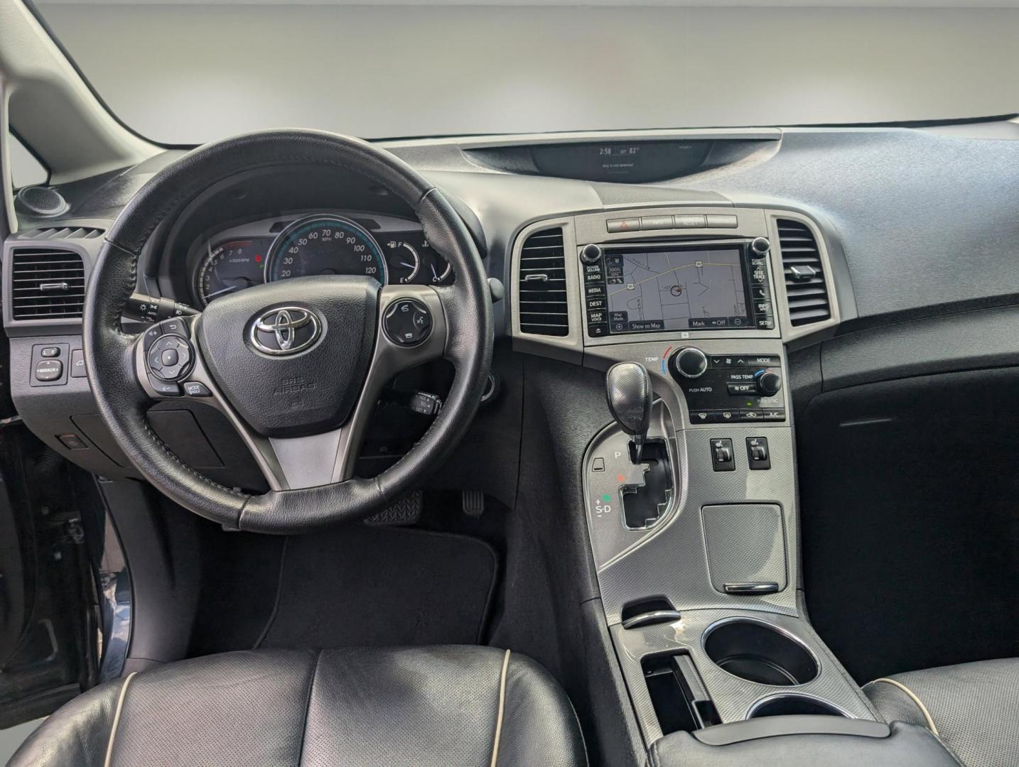 2013 Toyota Venza Limited (4T3BK3BB6DU) with an Gas V6 3.5L/211 engine, 6-Speed Automatic transmission, located at 3959 U.S. 80 W, Phenix City, AL, 36870, (334) 297-4885, 32.469296, -85.135185 - 2013 Toyota Venza Limited - Photo#10