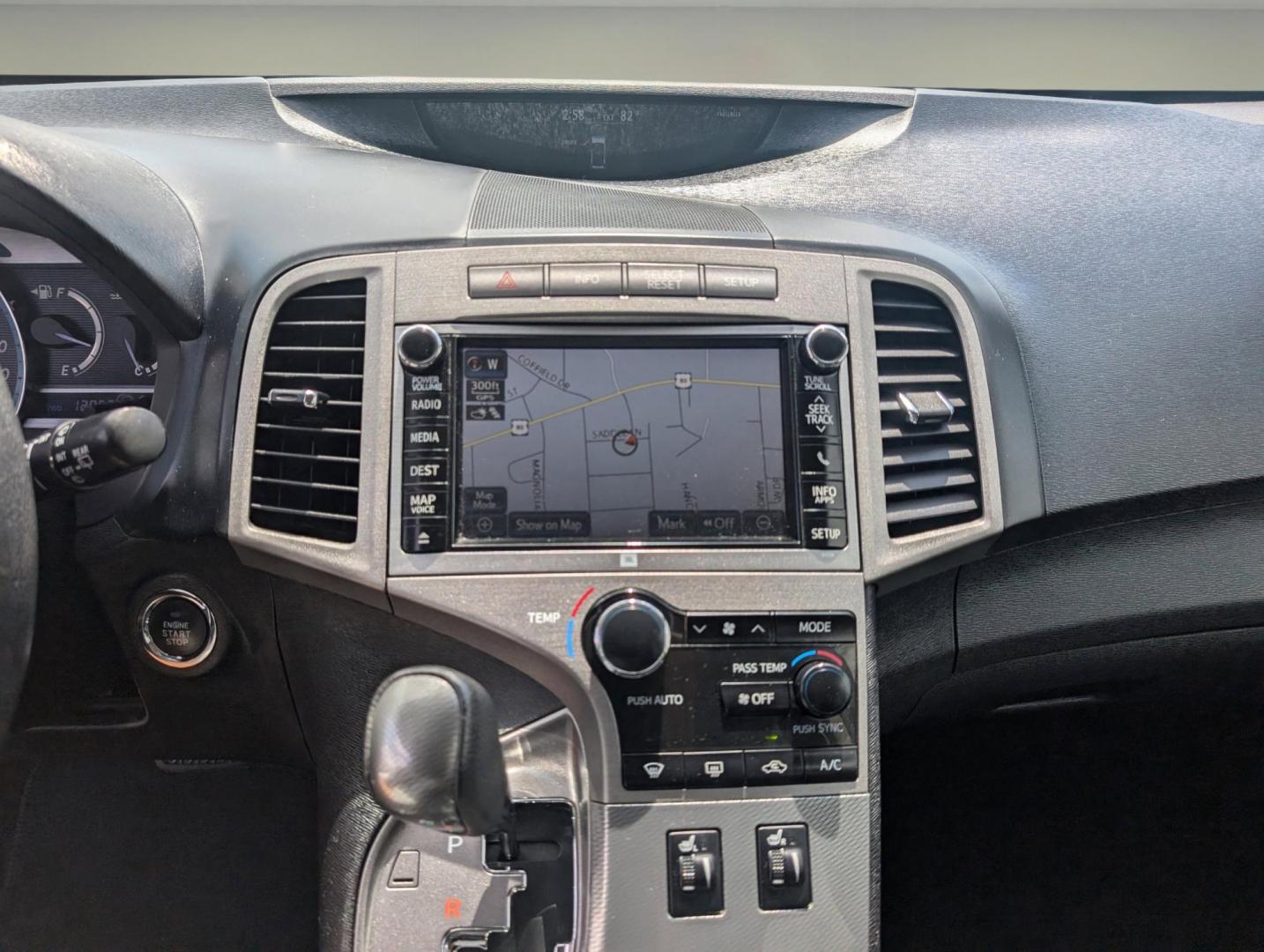2013 Toyota Venza Limited (4T3BK3BB6DU) with an Gas V6 3.5L/211 engine, 6-Speed Automatic transmission, located at 3959 U.S. 80 W, Phenix City, AL, 36870, (334) 297-4885, 32.469296, -85.135185 - 2013 Toyota Venza Limited - Photo#12