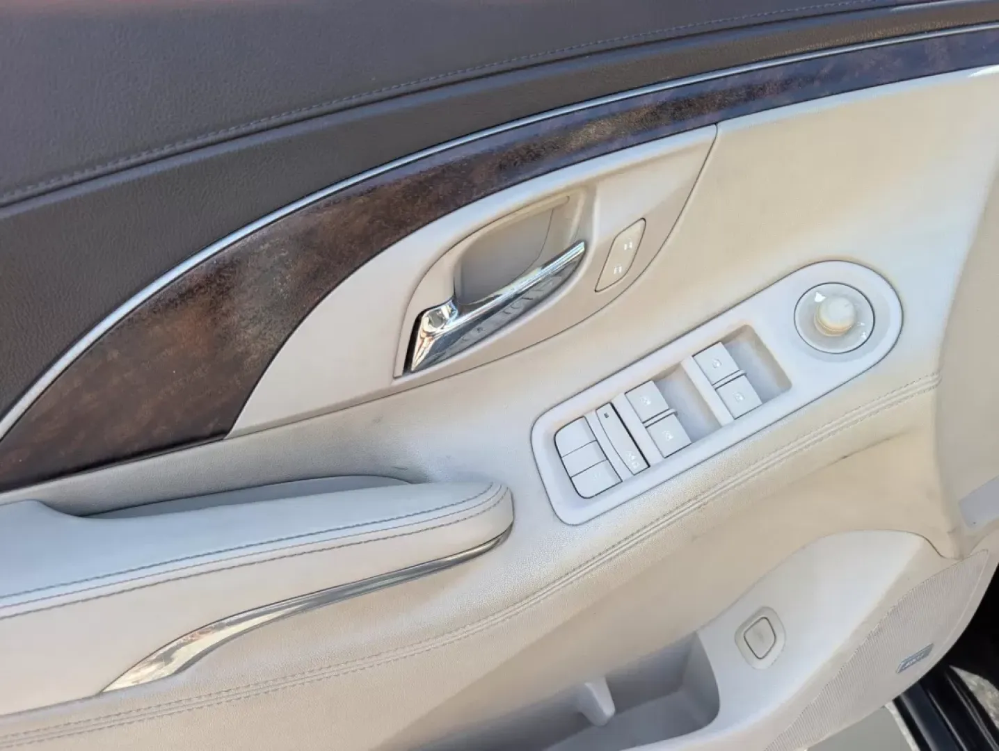 2014 /Light Neutral Buick LaCrosse Premium II (1G4GF5G30EF) with an Other engine, located at 1430 Gateway Drive, Opelika, AL, 36801, (334) 239-0944, 32.637871, -85.409790 - ### Elevate Your Daily Drive with the 2014 Buick LaCrosse Premium II<br /> <br /> Are you searching for a sedan that combines luxury, practicality, and advanced safety features? Look no further than the **2014 Buick LaCrosse Premium II**-an exceptional vehicle that perfectly balances comfort and sop - Photo#8