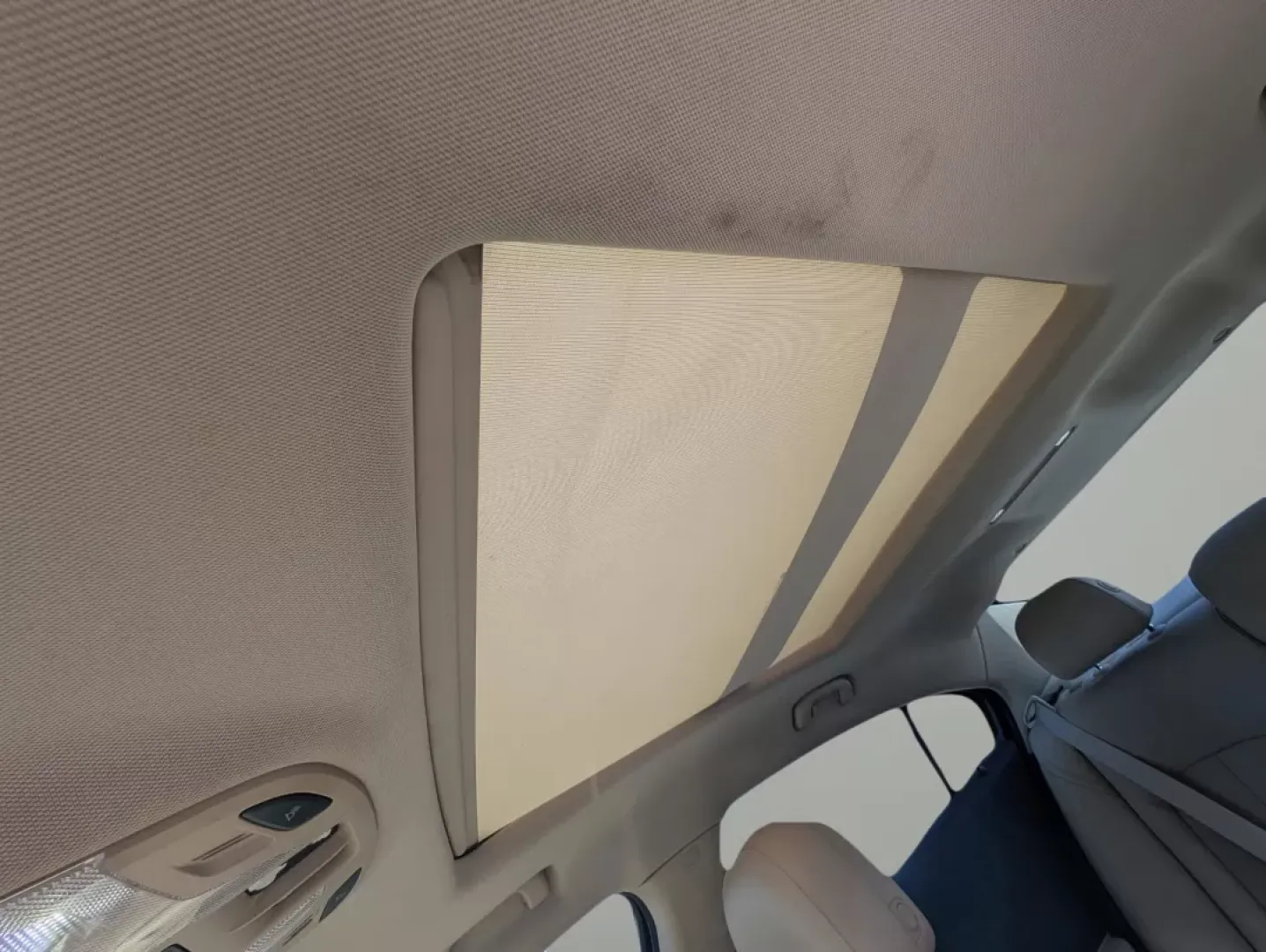 2014 /Light Neutral Buick LaCrosse Premium II (1G4GF5G30EF) with an Other engine, located at 1430 Gateway Drive, Opelika, AL, 36801, (334) 239-0944, 32.637871, -85.409790 - ### Elevate Your Daily Drive with the 2014 Buick LaCrosse Premium II<br /> <br /> Are you searching for a sedan that combines luxury, practicality, and advanced safety features? Look no further than the **2014 Buick LaCrosse Premium II**-an exceptional vehicle that perfectly balances comfort and sop - Photo#15