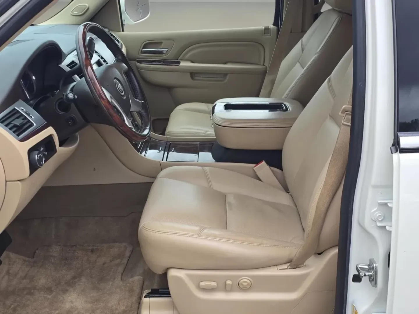 2014 /Cashmere w/Cocoa Accents Cadillac Escalade Premium (1GYS3CEF2ER) with an Other engine, located at 5115 14th Ave., Columbus, GA, 31904, (706) 323-0345, 32.511494, -84.971046 - Experience the ultimate in luxury and performance with the 2014 Cadillac Escalade, available now at Gils Auto in Phenix City, AL. This stunning SUV is designed for families, adventurers, and commuters alike, offering ample space, advanced technology, and refined features that cater to a variety of l - Photo#10