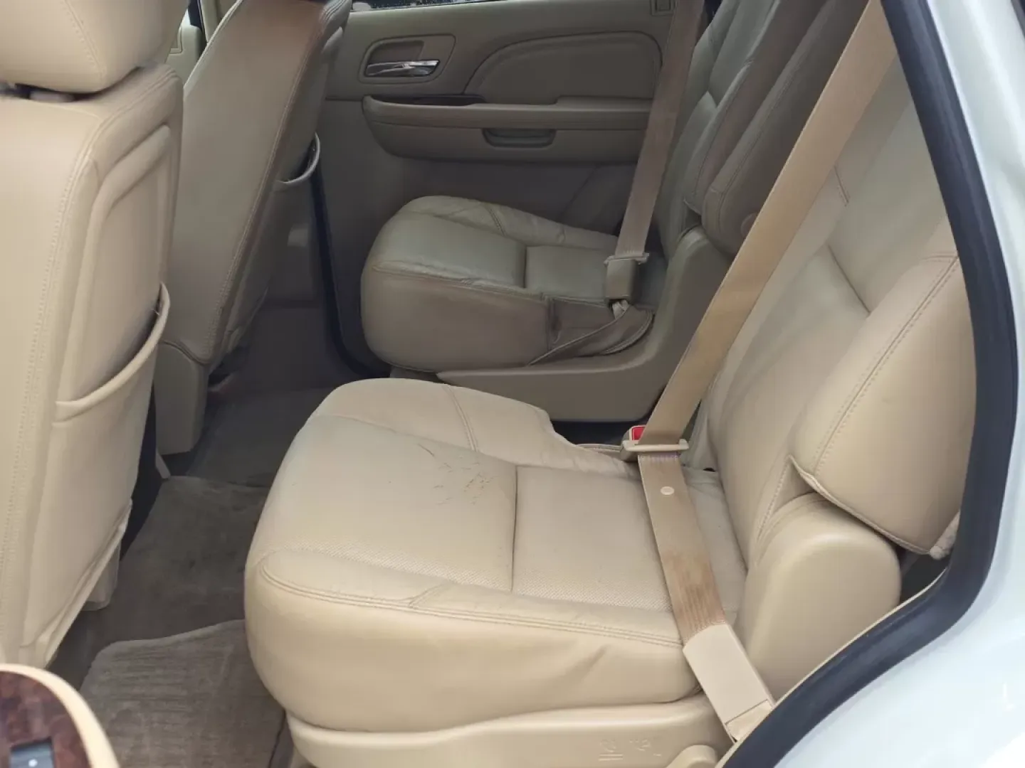 2014 /Cashmere w/Cocoa Accents Cadillac Escalade Premium (1GYS3CEF2ER) with an Other engine, located at 5115 14th Ave., Columbus, GA, 31904, (706) 323-0345, 32.511494, -84.971046 - Experience the ultimate in luxury and performance with the 2014 Cadillac Escalade, available now at Gils Auto in Phenix City, AL. This stunning SUV is designed for families, adventurers, and commuters alike, offering ample space, advanced technology, and refined features that cater to a variety of l - Photo#12