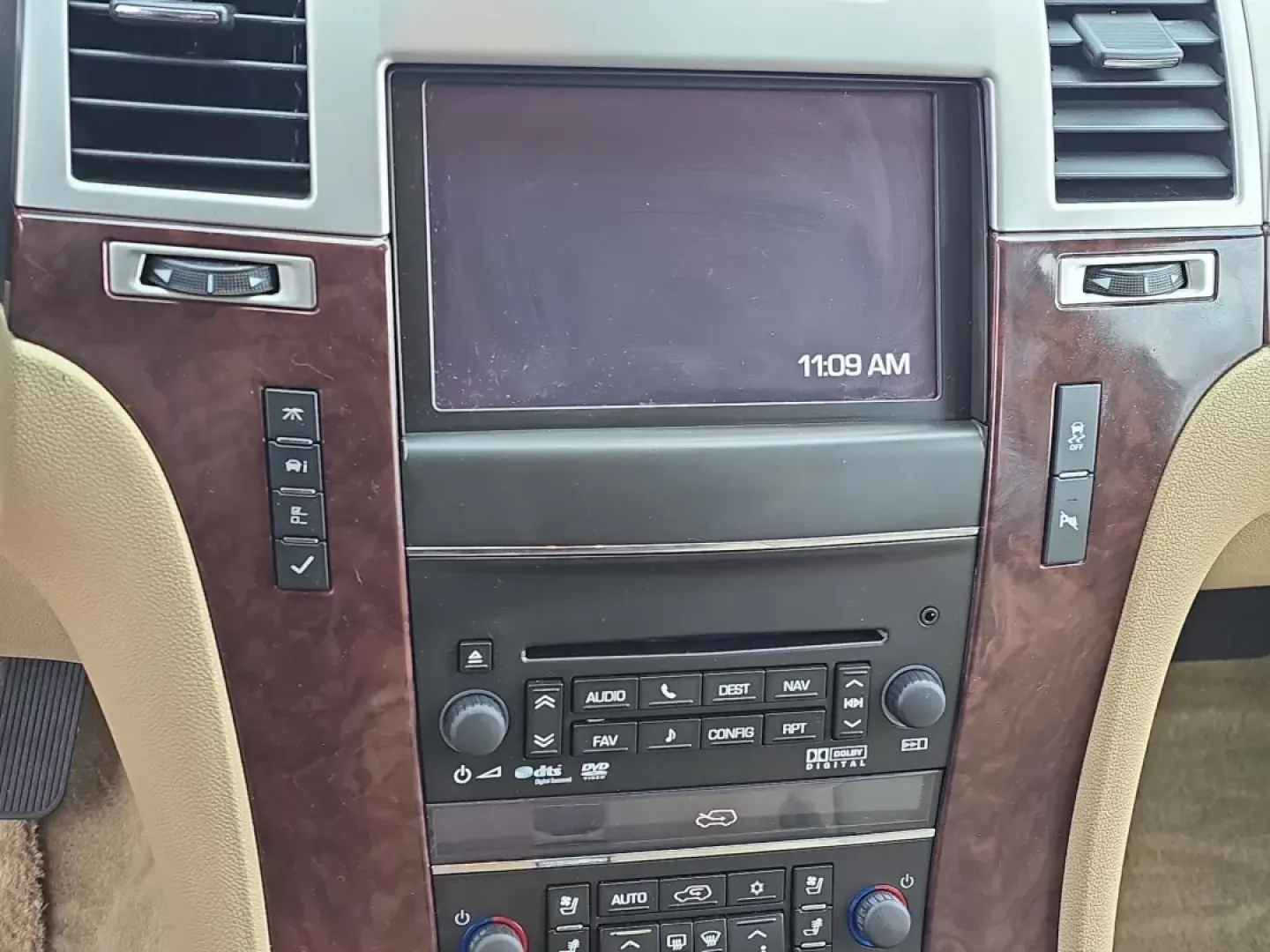 2014 /Cashmere w/Cocoa Accents Cadillac Escalade Premium (1GYS3CEF2ER) with an Other engine, located at 5115 14th Ave., Columbus, GA, 31904, (706) 323-0345, 32.511494, -84.971046 - Experience the ultimate in luxury and performance with the 2014 Cadillac Escalade, available now at Gils Auto in Phenix City, AL. This stunning SUV is designed for families, adventurers, and commuters alike, offering ample space, advanced technology, and refined features that cater to a variety of l - Photo#17