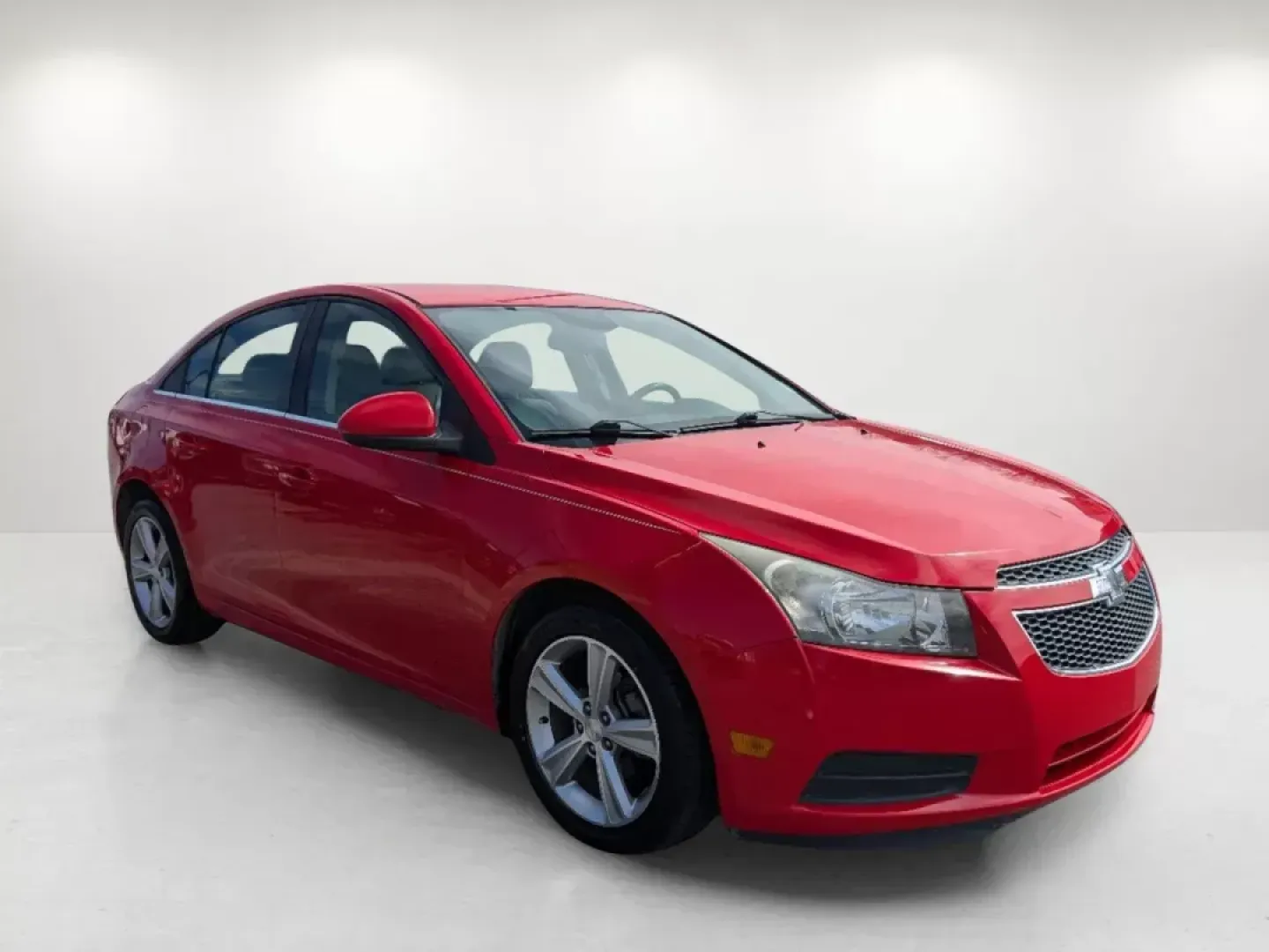 2014 /Cocoa/Light Neutral Chevrolet Cruze 2LT (1G1PE5SB4E7) with an Other engine, located at 1430 Gateway Drive, Opelika, AL, 36801, (334) 239-0944, 32.637871, -85.409790 - **Discover the Perfect Blend of Style and Performance with the 2014 Chevrolet Cruze 2LT at Gils Auto in Opelika, AL!**<br /> <br /> Are you searching for a reliable sedan that seamlessly fits into your busy lifestyle? Look no further than the 2014 Chevrolet Cruze 2LT, now available at Gils Auto, you - Photo#2