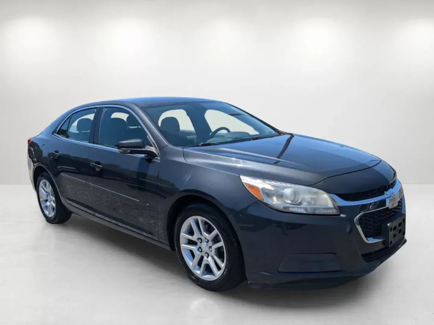 2014 /Jet Black/Titanium Chevrolet Malibu LT (1G11C5SL4EF) with an Gas I4 2.5L/150 engine, 6-Speed Automatic transmission, located at 3959 U.S. 80 W, Phenix City, AL, 36870, (334) 297-4885, 32.469296, -85.135185 - 2014 Chevrolet Malibu LT - Photo#2