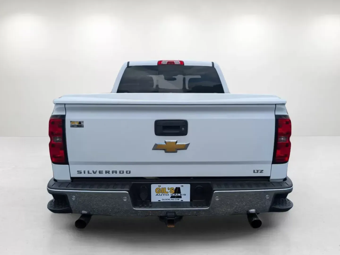 2014 /Jet Black/Dark Ash Chevrolet Silverado 1500 LTZ (3GCUKSEC1EG) with an Gas/Ethanol V8 5.3L/325 engine, 6-Speed Automatic transmission, located at 3959 U.S. 80 W, Phenix City, AL, 36870, (334) 297-4885, 32.469296, -85.135185 - **Unleash Your Adventurous Spirit with the 2014 Chevrolet Silverado 1500 LTZ Crew Cab!**<br /> <br /> Are you ready to elevate your daily commute or embark on weekend adventures? Look no further than the 2014 Chevrolet Silverado 1500 LTZ Crew Cab, available now at Gils Auto in Phenix City, AL. This - Photo#6