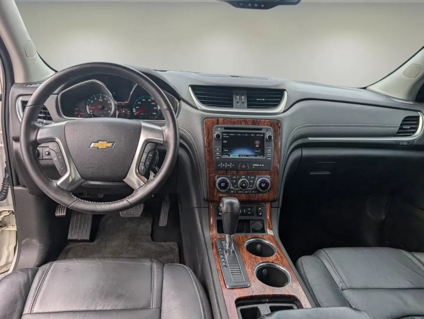 2014 /Ebony Chevrolet Traverse LT (1GNKRHKD0EJ) with an Other engine, located at 804 22nd Ave, Phenix City, AL, 36870, (334) 297-1860, 32.484749, -85.024475 - ### Explore the Open Road with the 2014 Chevrolet Traverse LT at Gils Auto!<br /> <br /> Are you ready to enhance your family's adventures or elevate your daily commute? The 2014 Chevrolet Traverse LT available at Gils Auto in Phenix City, AL, is the perfect SUV for those who crave space, comfort, a - Photo#16