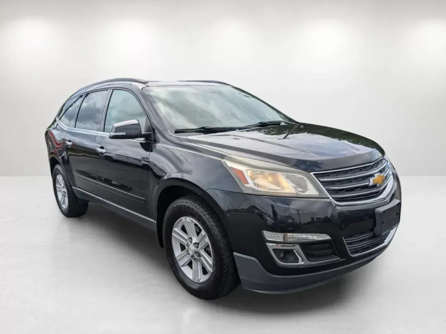 2014 /Ebony/Mojave Chevrolet Traverse LT (1GNKRHKD6EJ) with an Gas V6 3.6L/217 engine, 6-Speed Automatic transmission, located at 804 22nd Ave, Phenix City, AL, 36870, (334) 297-1860, 32.484749, -85.024475 - ### Discover Your Adventure with This 2014 Chevrolet Traverse LT at Gils Auto - Phenix City #2<br /> <br /> Are you searching for the perfect vehicle to accommodate your growing family or to embark on weekend adventures? Look no further than this **2014 Chevrolet Traverse LT** at **Gils Auto - Pheni - Photo#2