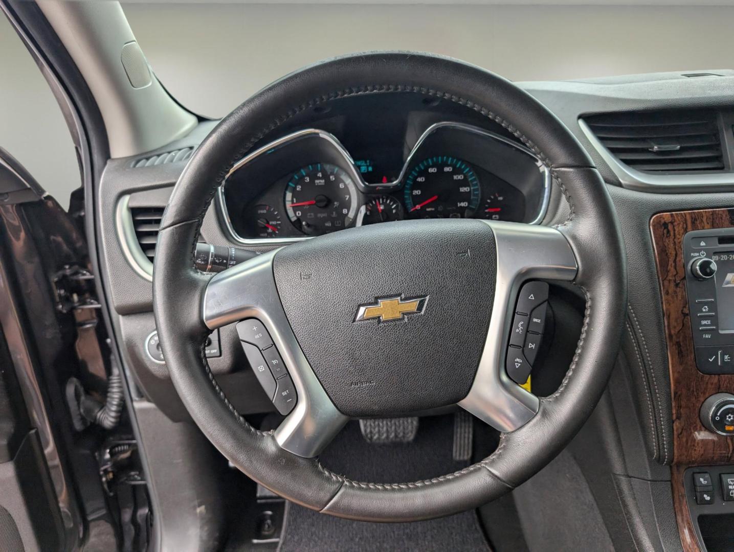 2014 /Ebony Chevrolet Traverse LT (1GNKRGKD4EJ) with an Gas V6 3.6L/217 engine, 6-Speed Automatic transmission, located at 5115 14th Ave., Columbus, GA, 31904, (706) 323-0345, 32.511494, -84.971046 - 2014 Chevrolet Traverse LT - Photo#15