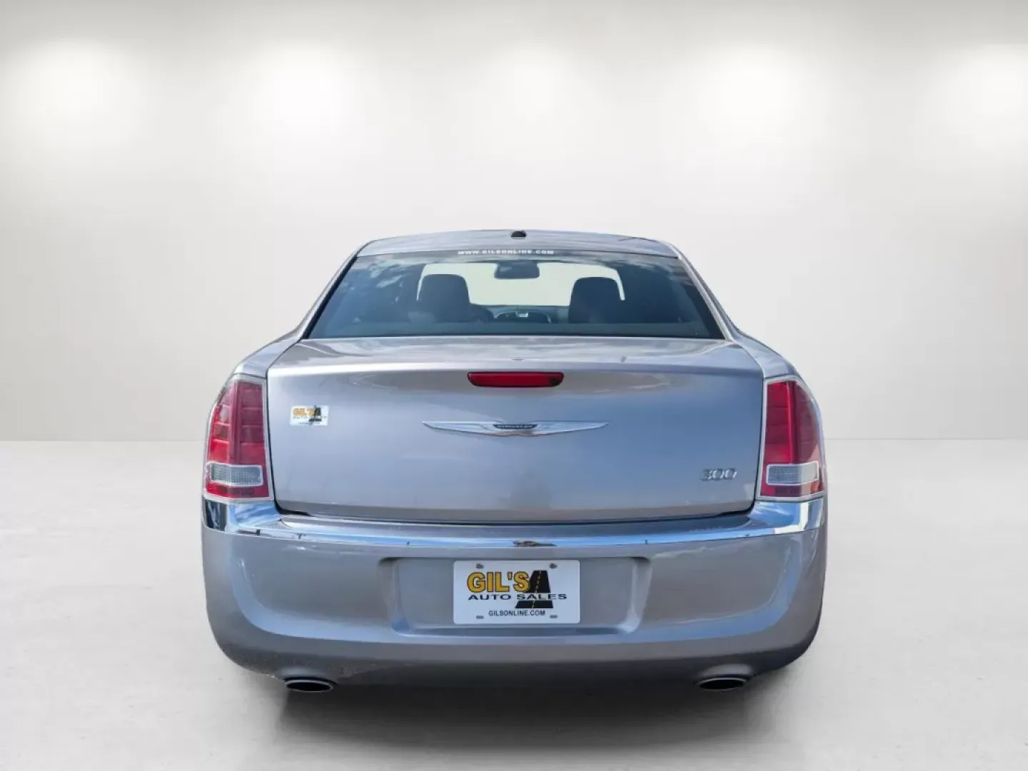 2014 /Black Chrysler 300 (2C3CCAAG5EH) with an Other engine, located at 7000 Northlake Connector, Columbus, GA, 31904, (706) 987-8085, 32.524975, -84.978134 - **Experience the Perfect Blend of Style and Comfort with the 2014 Chrysler 300 at Gils Auto!**<br /> <br /> Are you in the market for a sophisticated sedan that effortlessly combines luxury with practicality? Look no further than this stunning 2014 Chrysler 300, available now at Gils Auto in Phenix - Photo#5