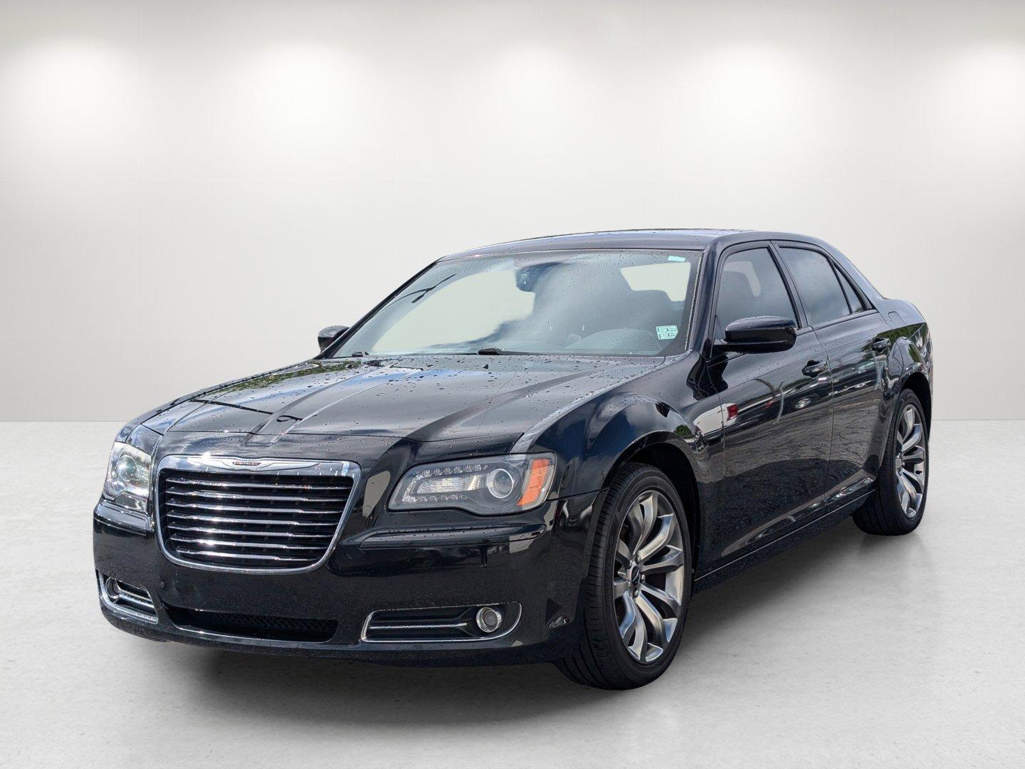 2014 /Black Chrysler 300 300S (2C3CCABG9EH) with an Regular Unleaded V-6 3.6 L/220 engine, 8-Speed Automatic w/OD transmission, located at 3959 U.S. 80 W, Phenix City, AL, 36870, (334) 297-4885, 32.469296, -85.135185 - 2014 Chrysler 300 300S - Photo#1
