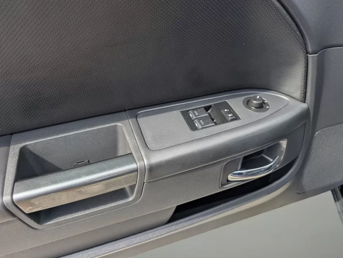 2014 /Dark Slate Gray Dodge Challenger SXT Plus (2C3CDYAG6EH) with an Other engine, located at 5115 14th Ave., Columbus, GA, 31904, (706) 323-0345, 32.511494, -84.971046 - Rev up your lifestyle with this stunning 2014 Dodge Challenger SXT Plus, perfect for those who crave both style and performance. Whether you're commuting to work, cruising around Phenix City, or heading out on a weekend adventure, this coupe has the power and features to elevate your driving experie - Photo#8