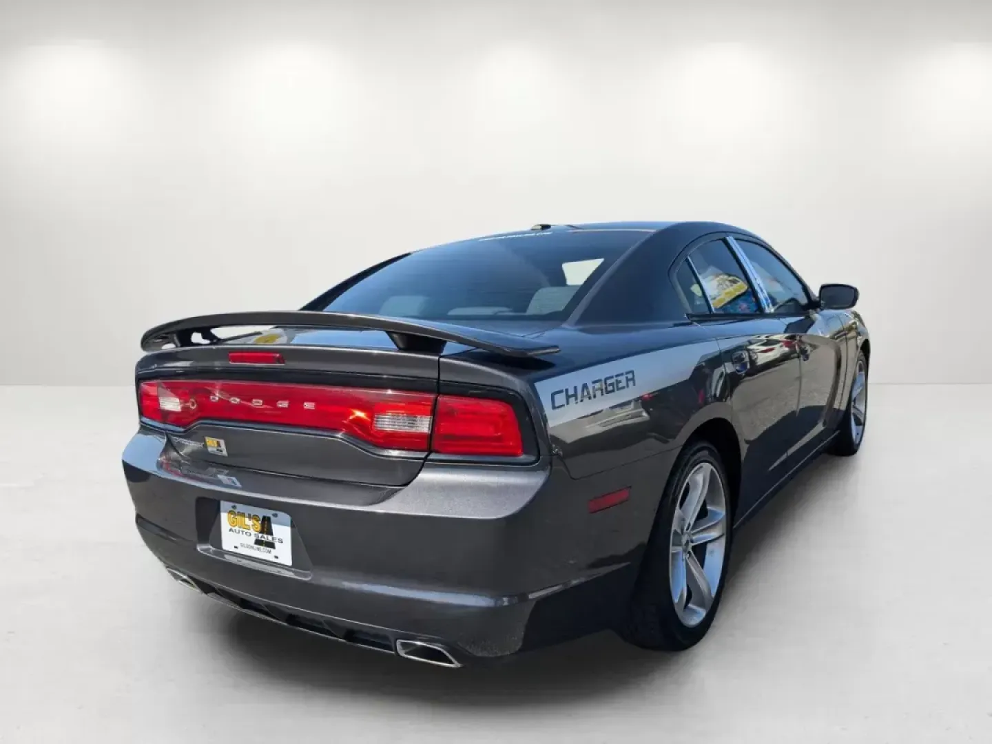 2014 /Black/Lt Frost Beige Dodge Charger SE (2C3CDXBG0EH) with an Regular Unleaded V-6 3.6 L/220 engine, 8-Speed Automatic w/OD transmission, located at 3959 U.S. 80 W, Phenix City, AL, 36870, (334) 297-4885, 32.469296, -85.135185 - 2014 Dodge Charger SE - Photo#5