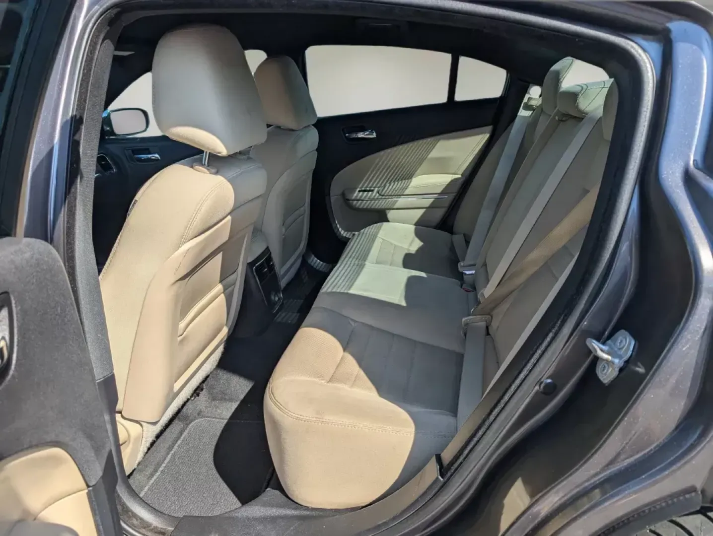 2014 /Black/Lt Frost Beige Dodge Charger SE (2C3CDXBG0EH) with an Regular Unleaded V-6 3.6 L/220 engine, 8-Speed Automatic w/OD transmission, located at 3959 U.S. 80 W, Phenix City, AL, 36870, (334) 297-4885, 32.469296, -85.135185 - 2014 Dodge Charger SE - Photo#11