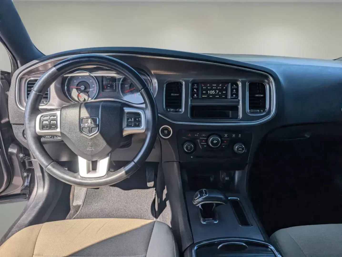 2014 /Black/Lt Frost Beige Dodge Charger SE (2C3CDXBG0EH) with an Regular Unleaded V-6 3.6 L/220 engine, 8-Speed Automatic w/OD transmission, located at 3959 U.S. 80 W, Phenix City, AL, 36870, (334) 297-4885, 32.469296, -85.135185 - 2014 Dodge Charger SE - Photo#12