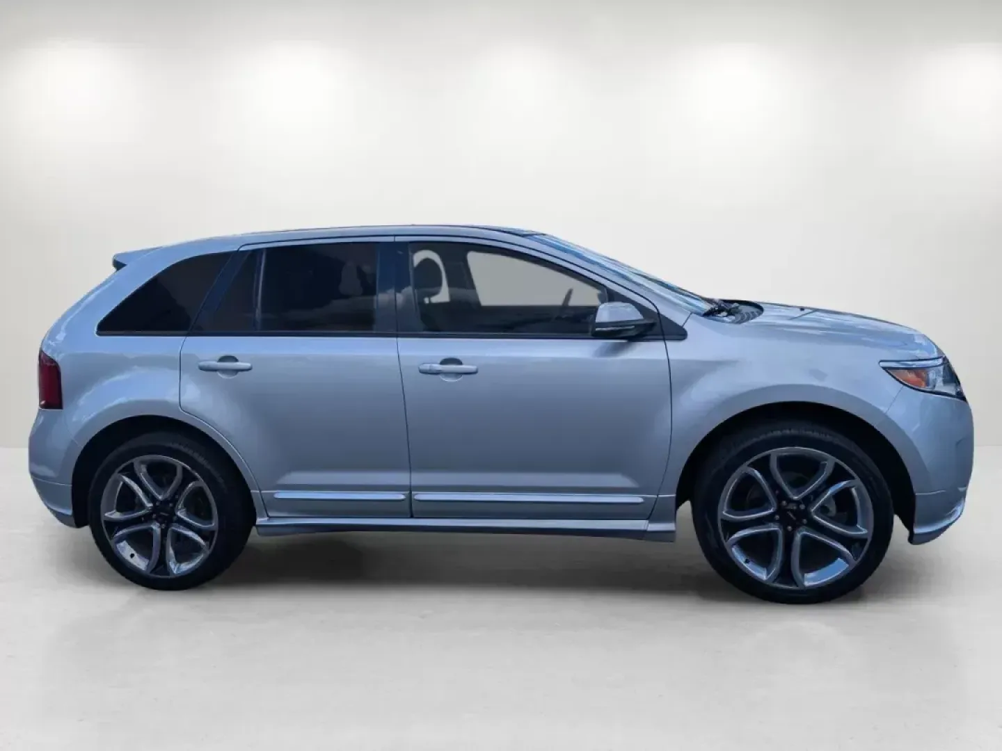 2014 Ford Edge Sport (2FMDK3AKXEB) with an Regular Unleaded V-6 3.7 L/227 engine, 6-Speed Automatic w/OD transmission, located at 5115 14th Ave., Columbus, GA, 31904, (706) 323-0345, 32.511494, -84.971046 - 2014 Ford Edge Sport - Photo#3